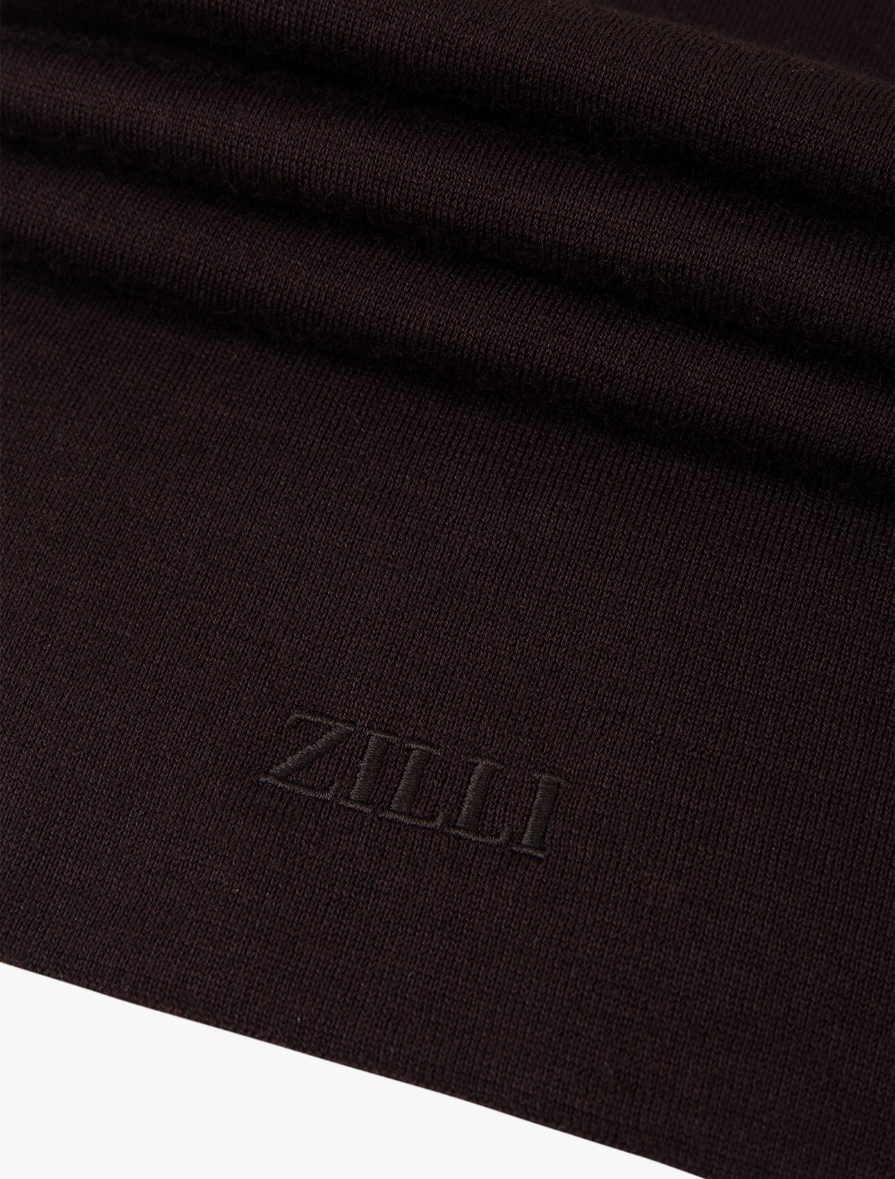 Scarf with Embroidered Zilli Lettering