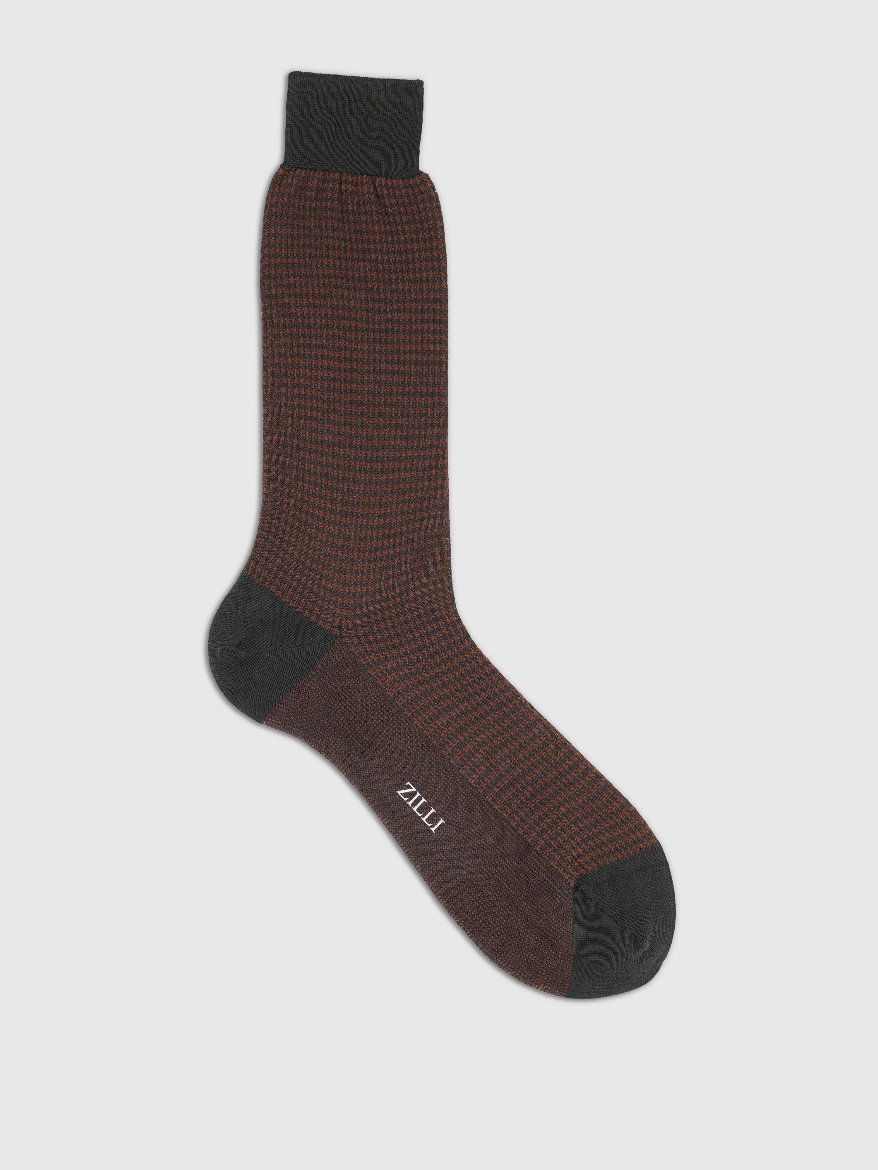 Mid-Calf Socks with Herringbone Pattern Brown