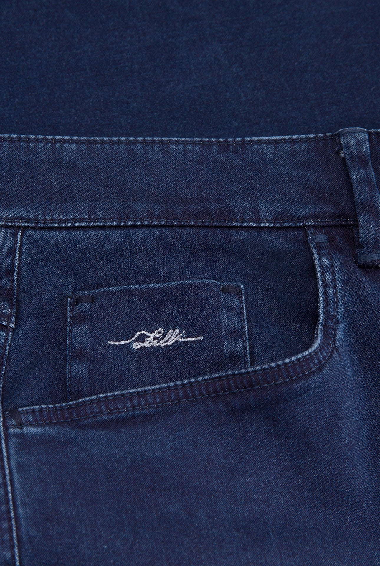 Regular Fit Jeans with Signature Plaque