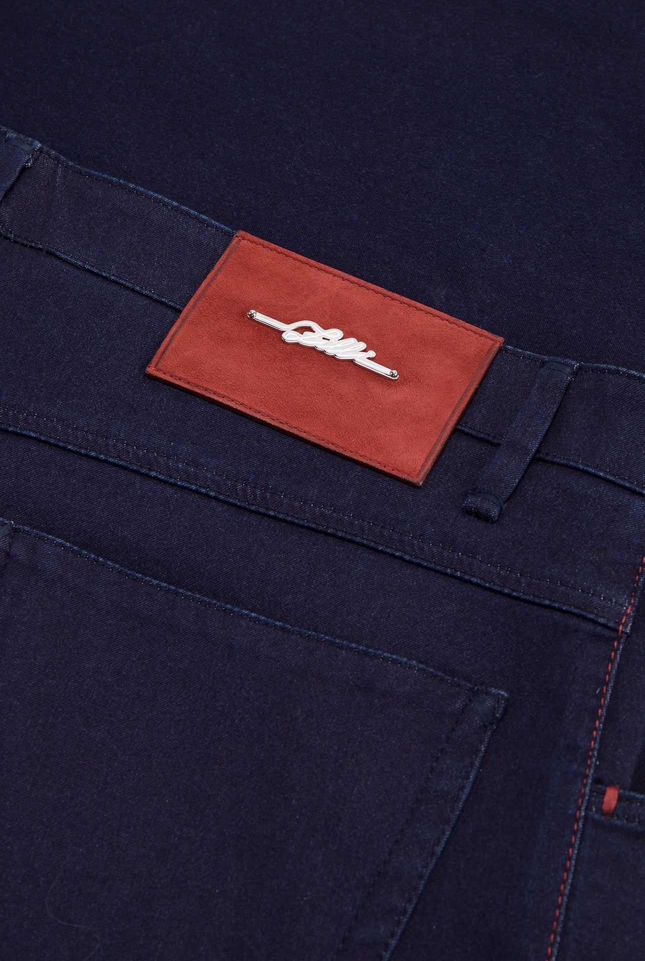 Slim Fit 5-Pocket Jeans with Signature Plaque