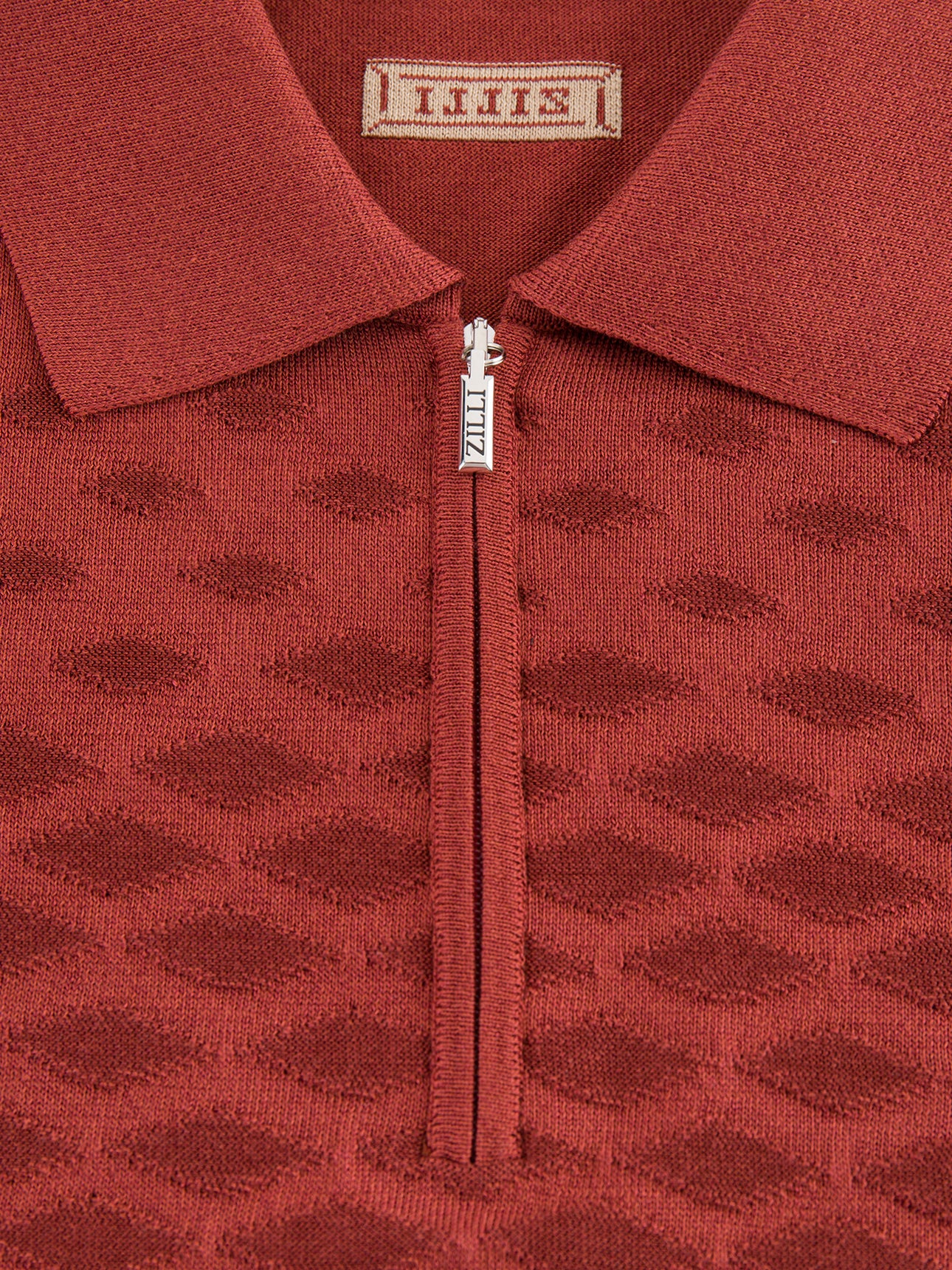 Short Sleeve Zipped Polo with Diamond Pattern