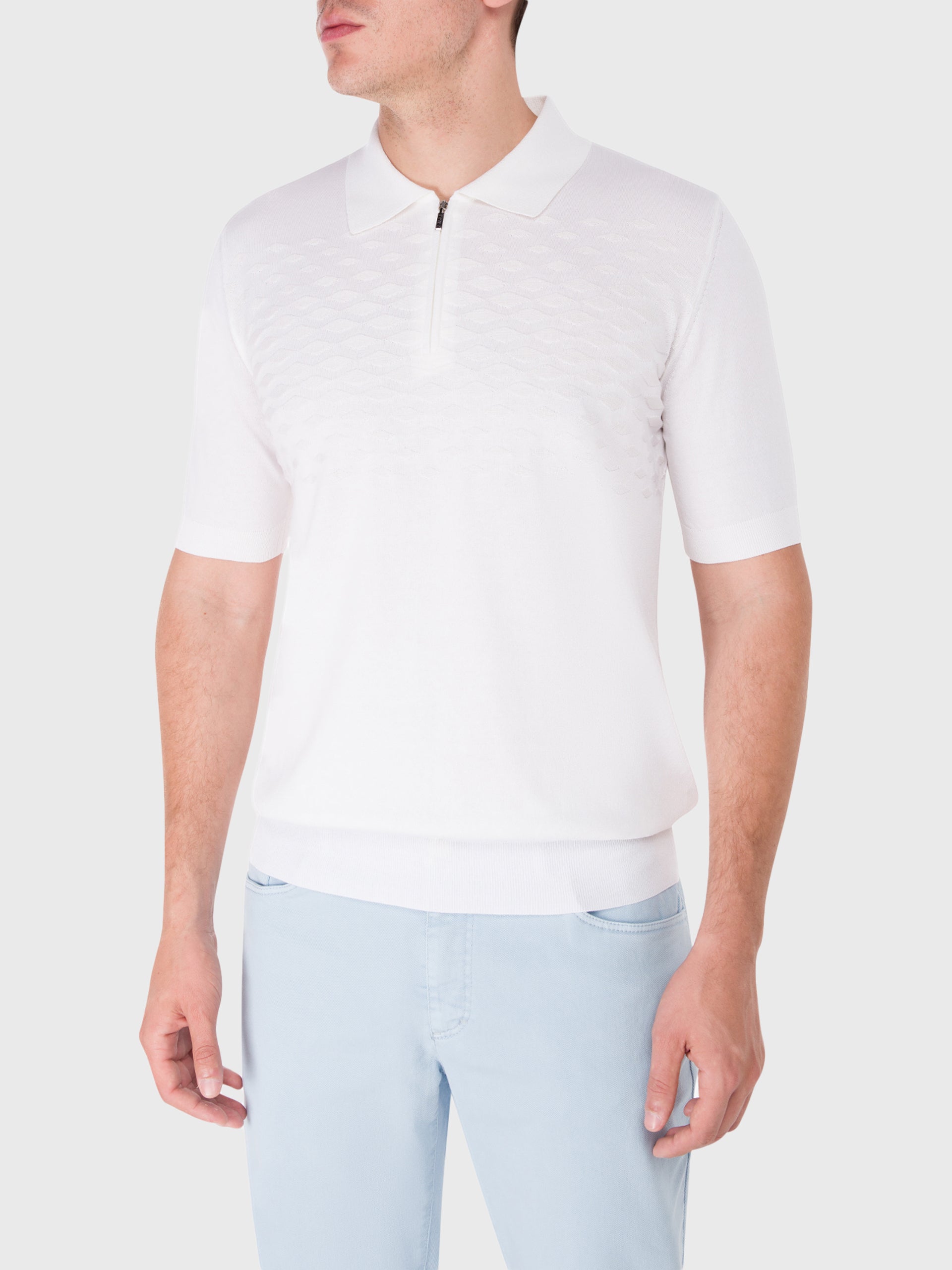 Short Sleeve Zipped Polo with Diamond Pattern