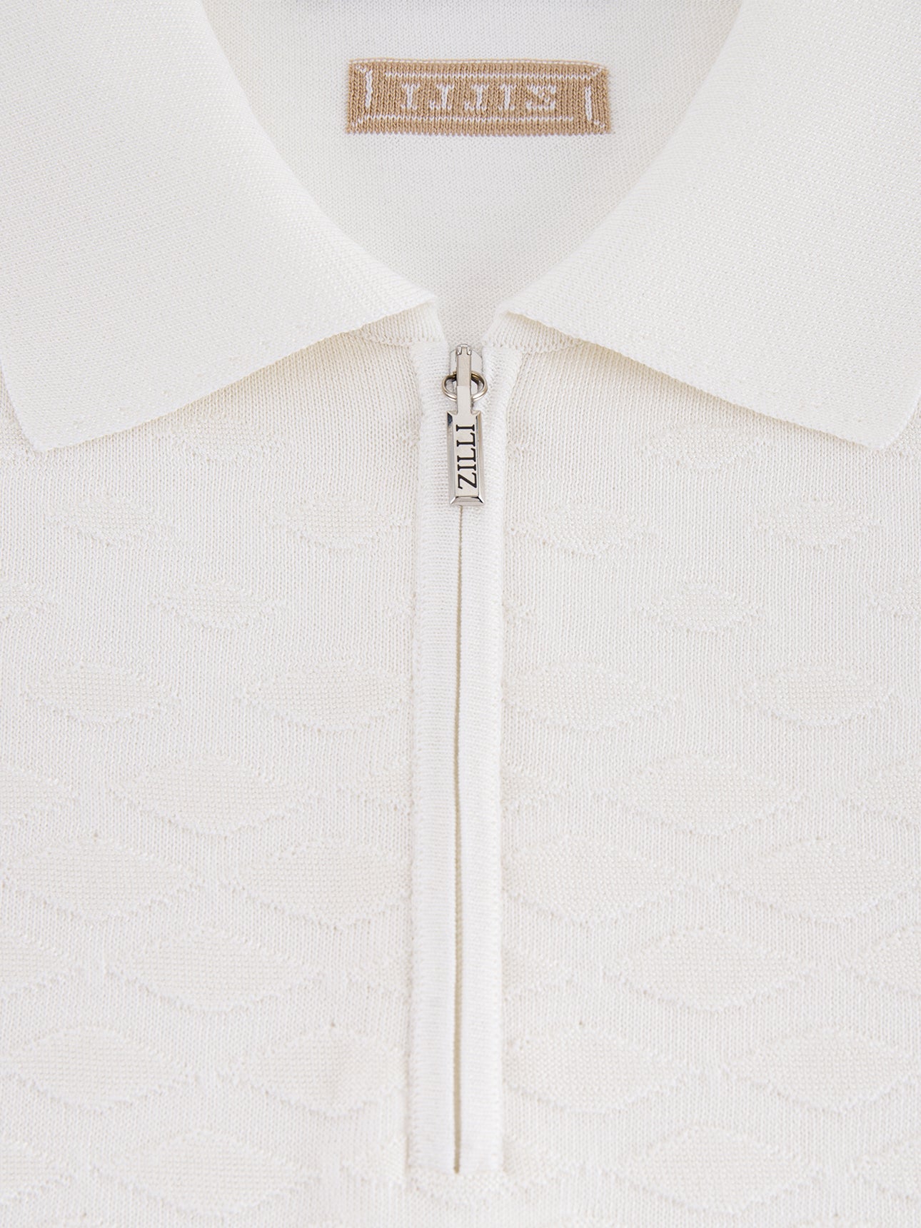 Short Sleeve Zipped Polo with Diamond Pattern